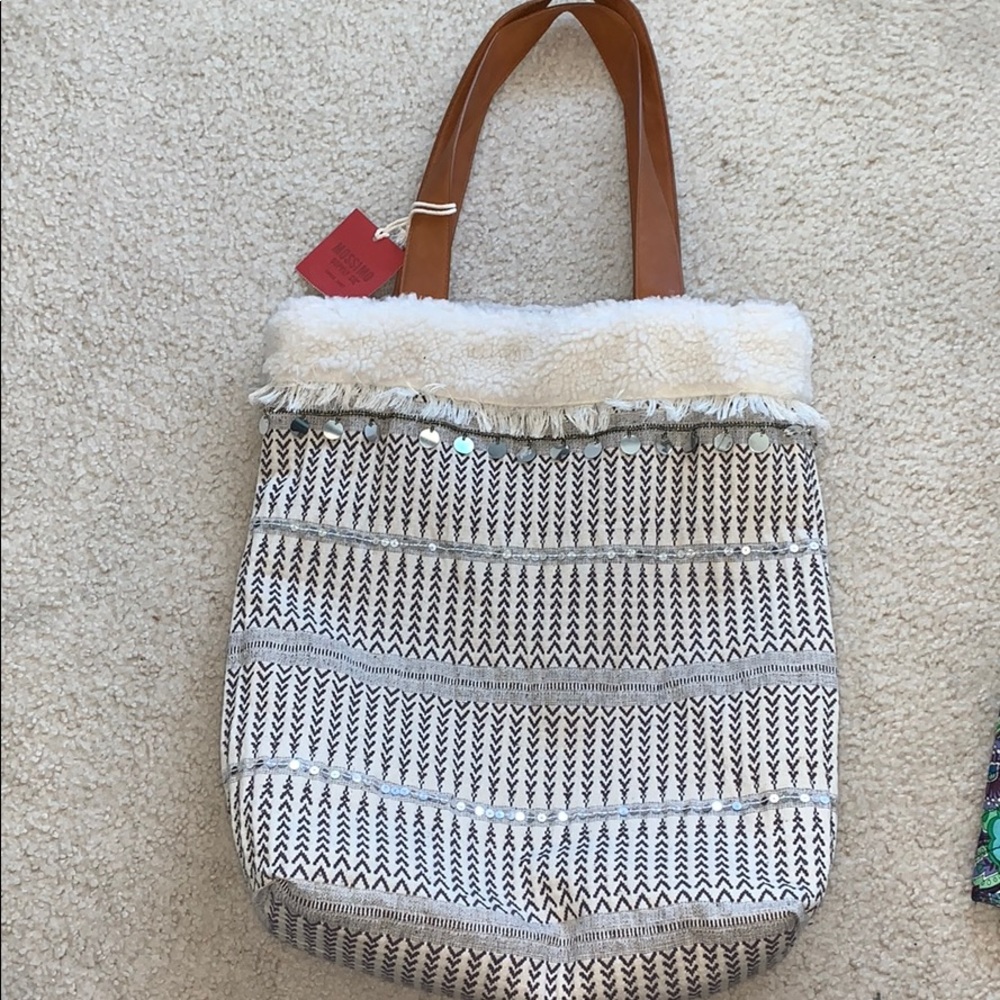 stylish patterned tote bag